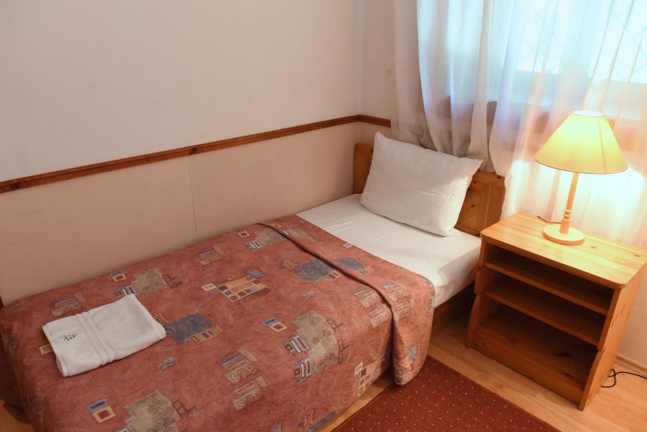 Bakony Hotel Bakonybél Esterno foto